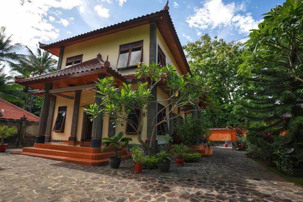 Villa Maryadi 러비나 외부 사진